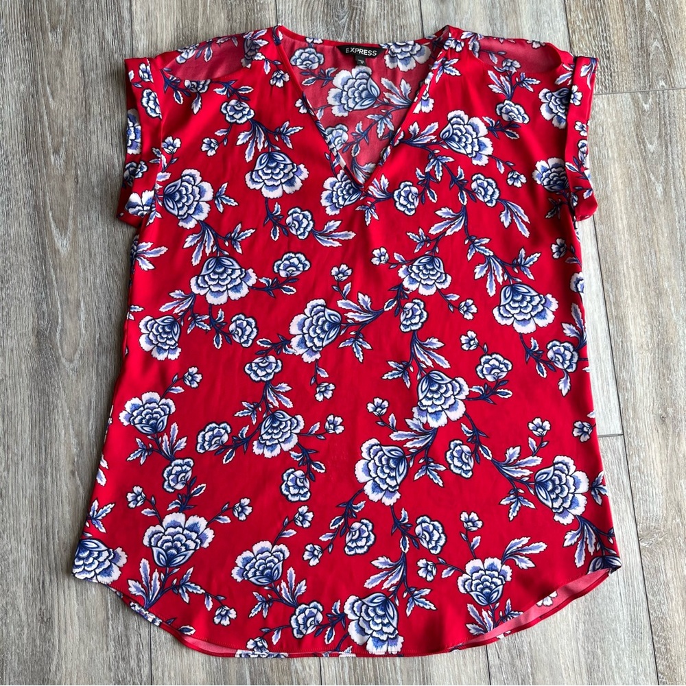 Express Red Blue Floral Cold Shoulder Top Blouse Shirt Size Large